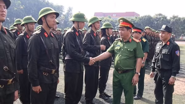 Khai giảng huấn luyện đầu khóa sinh viên đại học khối trường CAND