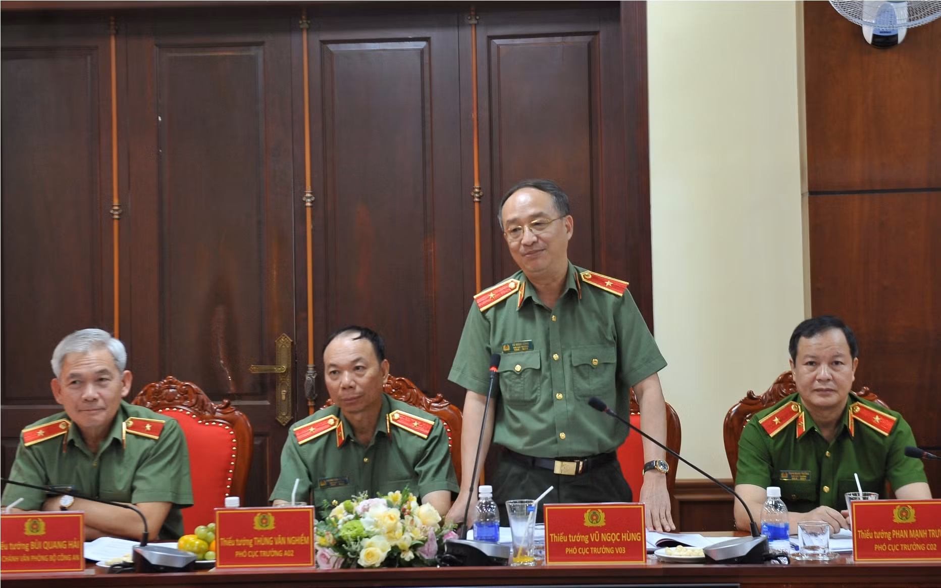 Nắm chắc tình hình, bám sát địa bàn, tăng cường các mặt công tác bảo đảm ANTT dịp cuối năm -0