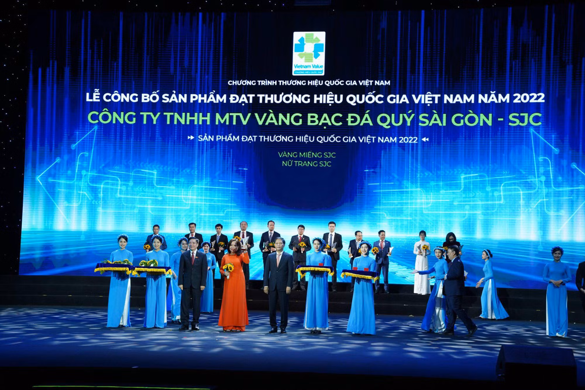 Công bố sản phẩm đạt Thương hiệu quốc gia Việt Nam lần thứ 8 -0