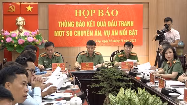 Lập nhóm "Data khách hàng tiềm năng” để mua bán thông tin cá nhân