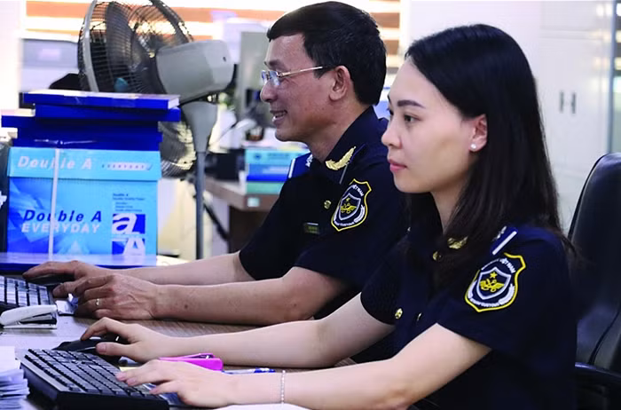Hải quan Việt Nam: Đẩy mạnh cải cách hành chính phục vụ người dân và doanh nghiệp -1