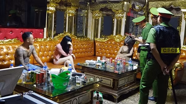 Cảnh báo tình trạng sử dụng trái phép chất ma túy tại cơ sở karaoke ở Quảng Bình