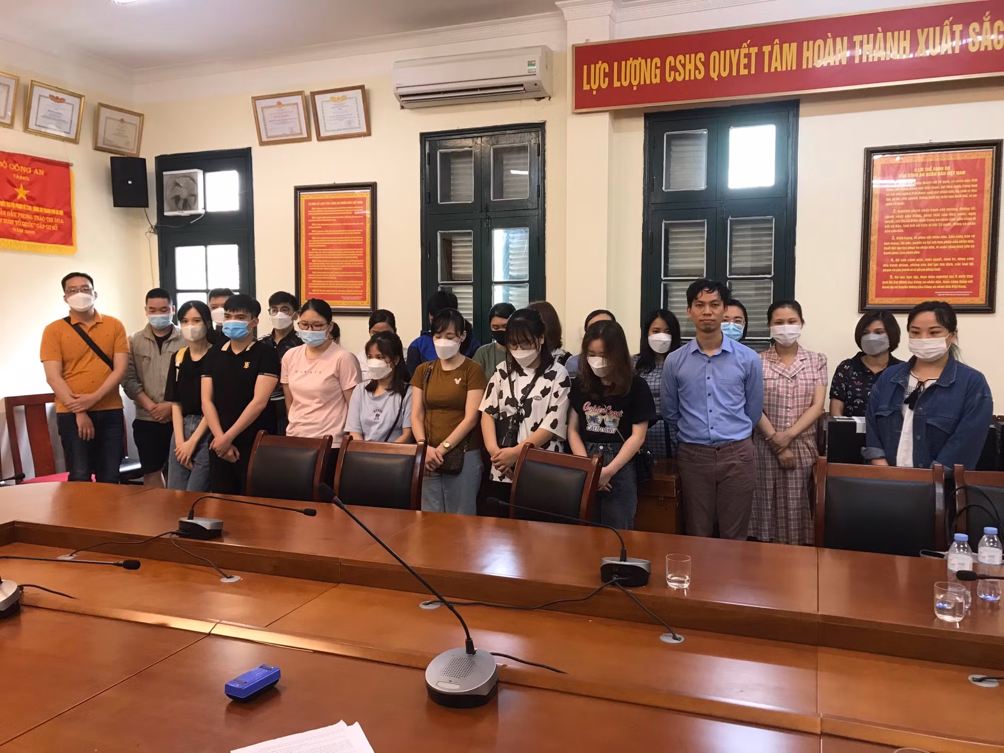 Khởi tố đường dây “tín dụng đen” xuyên quốc gia vay hàng nghìn tỷ đồng qua app -0