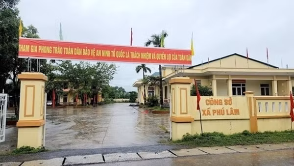 Cách chức Chủ tịch xã vì 2 lần đánh dân gây thương tích