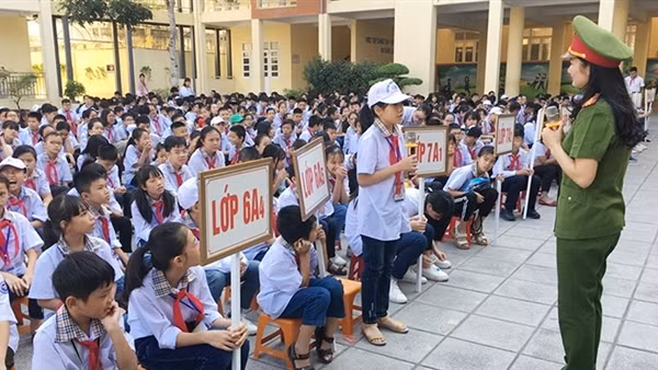 Nhiều giải pháp để ngăn chặn bạo lực học đường