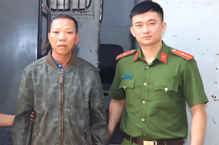 Bắt tạm giam nữ cán bộ địa chính chiếm đoạt 1,3 tỷ đồng -0