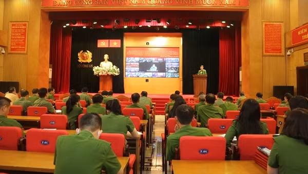 Triển khai cao điểm thực hiện Đề án 06 và đấu tranh với tội phạm vi phạm pháp luật về pháo