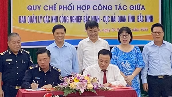 Ban quản lý các KCN Bắc Ninh và Cục Hải quan Bắc Ninh ký Quy chế phối hợp