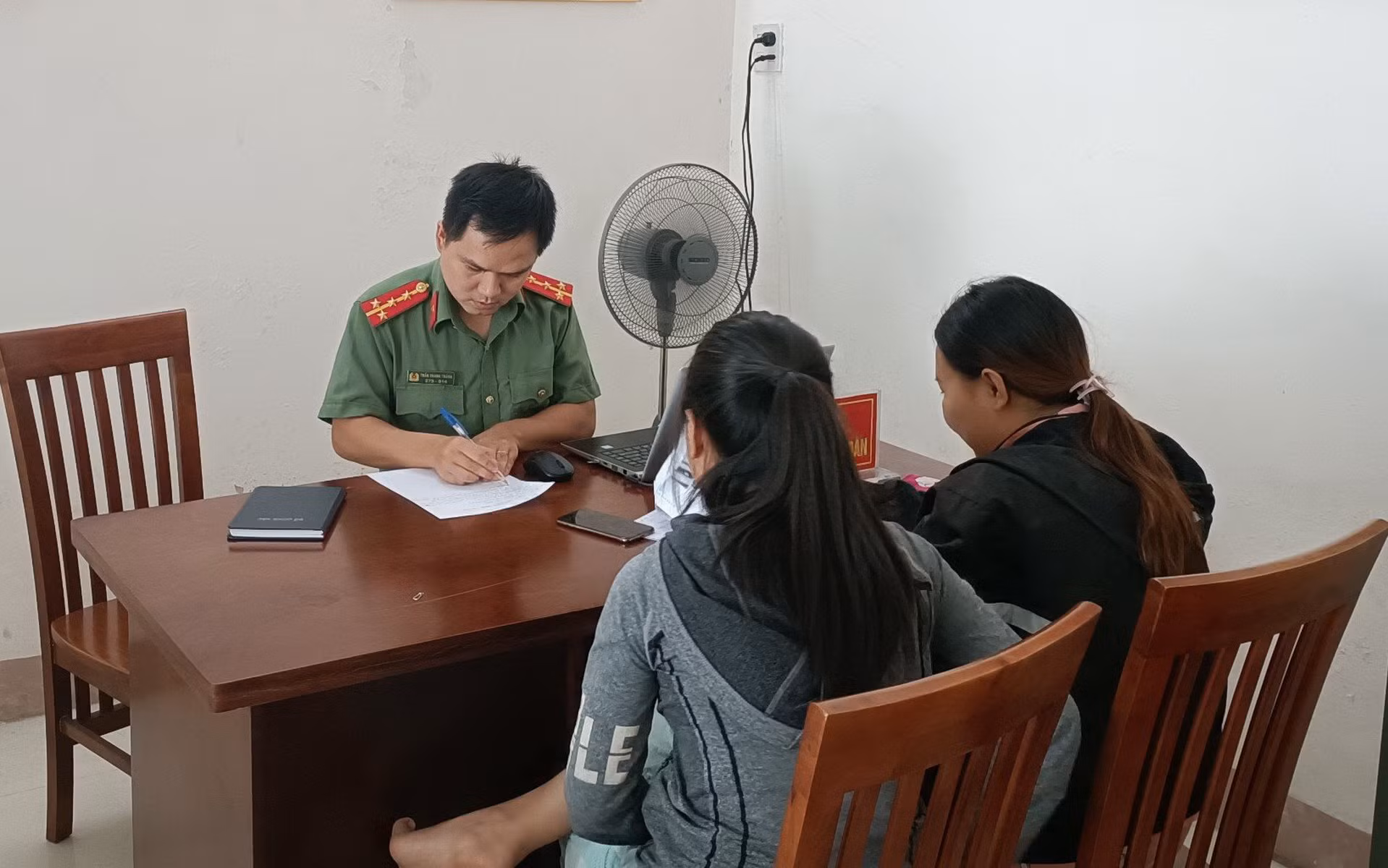  Xử phạt 6 người đăng hình ảnh, thông tin sai sự thật trên facebook -0