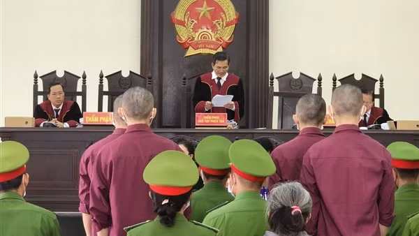 Khởi tố vụ án lừa đảo chiếm đoạt tài sản tại "Tịnh thất Bồng Lai"