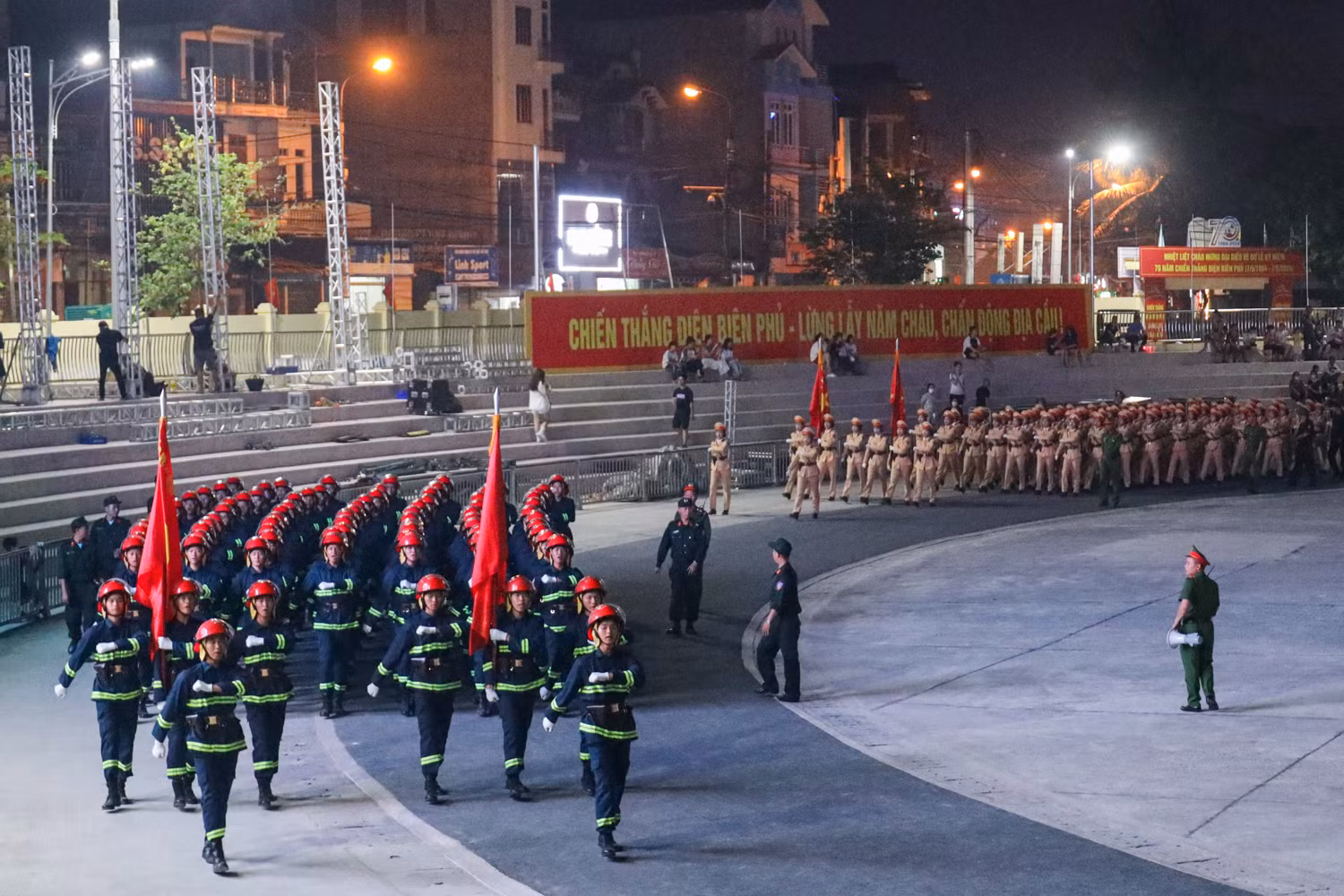 Người dân Điện Biên 