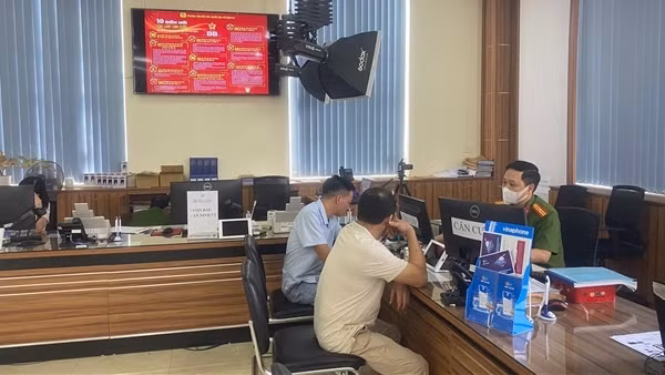 Bài cuối: Người dân được thụ hưởng nhiều lợi ích từ Luật Căn cước