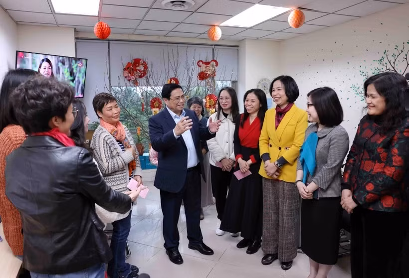 Thủ tướng chúc Tết cán bộ, phóng viên các cơ quan thông tấn, báo chí -0
