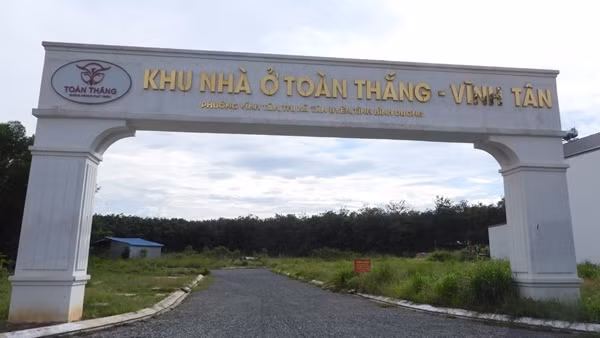 Lao đao vì dính “bẫy” đất nền từ dự án không phép