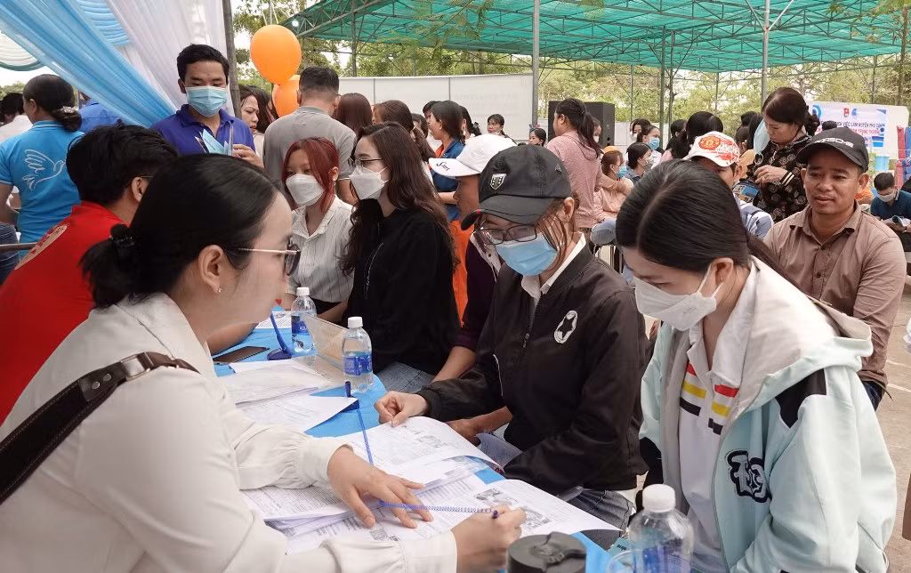Xuất khẩu lao động trước cơ hội bứt phá -0