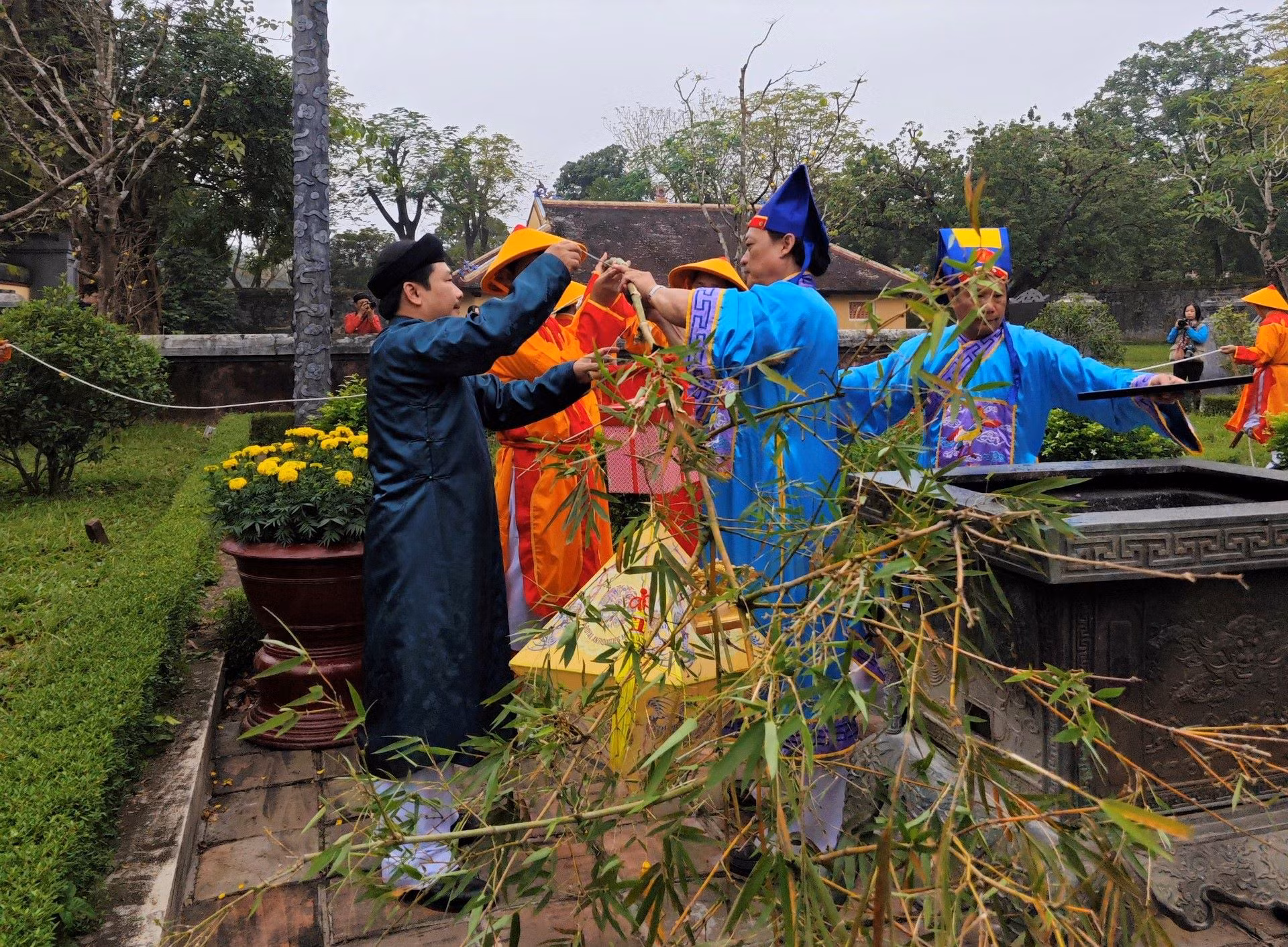 Tái hiện nghi lễ dựng nêu đón Tết trong Hoàng cung của triều Nguyễn -0
