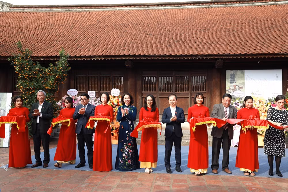 Trưng bày tôn vinh các bậc tiền nhân có công khơi nguồn đạo học -0