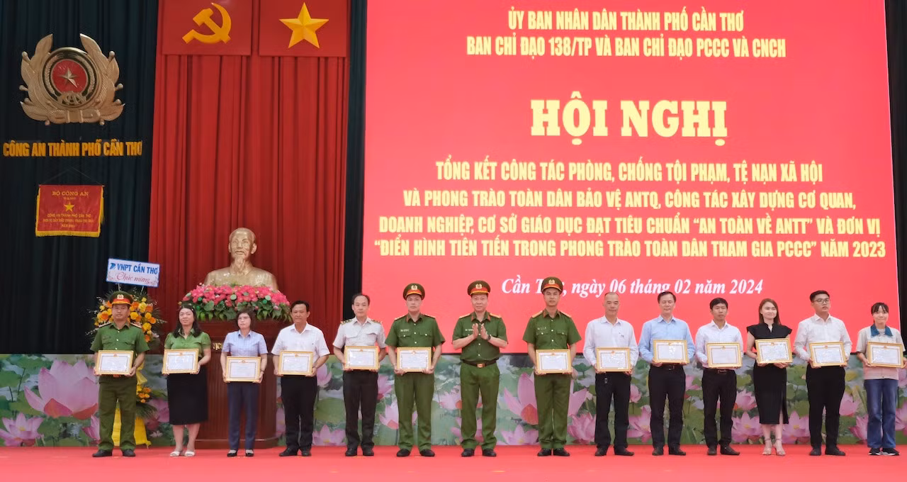 Công an TP Cần Thơ chủ động nắm chắc tình hình, giữ vững an ninh trật tự -0