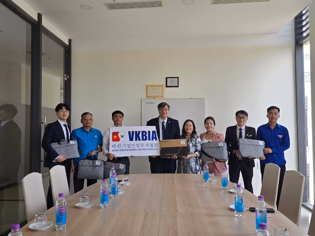 Kiều bào Hàn Quốc hướng về Trường Sa -0