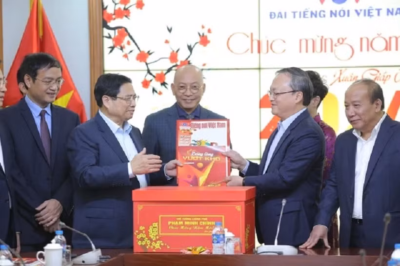 Thủ tướng chúc Tết cán bộ, phóng viên các cơ quan thông tấn, báo chí -0