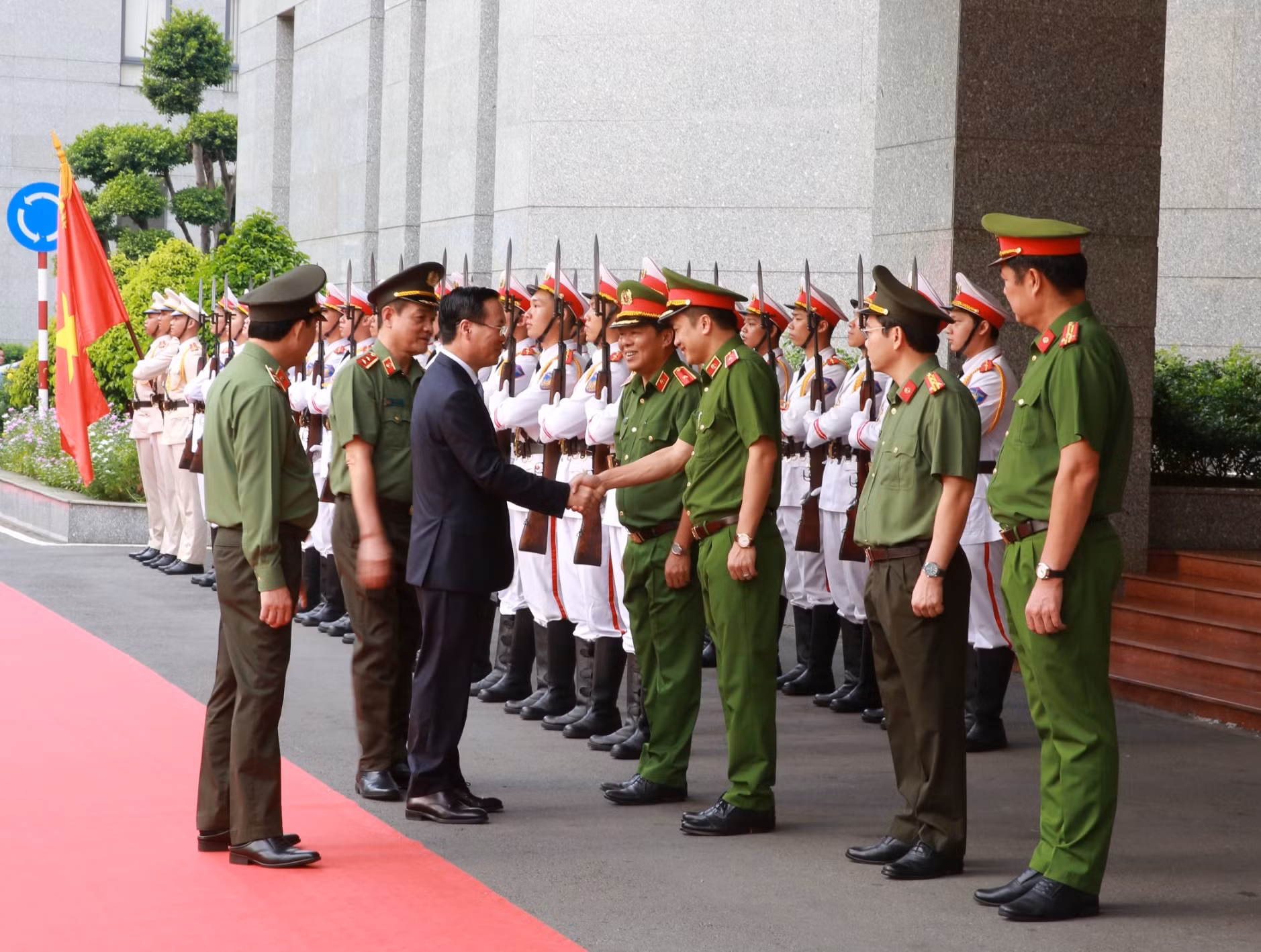 Chủ tịch nước Võ Văn Thưởng thăm và chúc Tết Công an TP Hồ Chí Minh -1