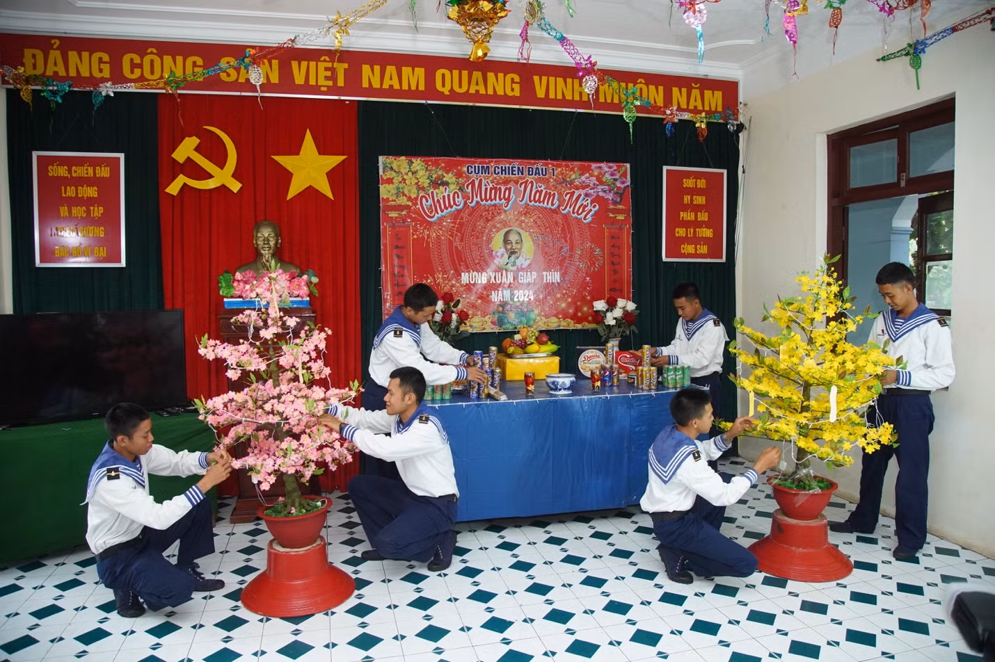 Tết Trường Sa – Tình cảm ấm áp nơi biển Đông -0