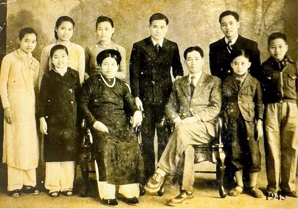 gia dinh duong quang ham.jpg -1