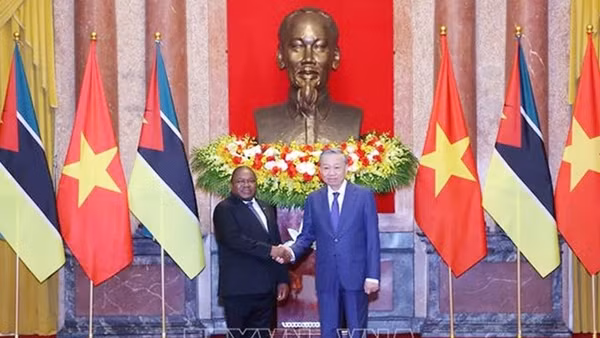 Tổng Bí thư, Chủ tịch nước Tô Lâm hội đàm với Tổng thống Mozambique Filipe Jacinto Nyusi