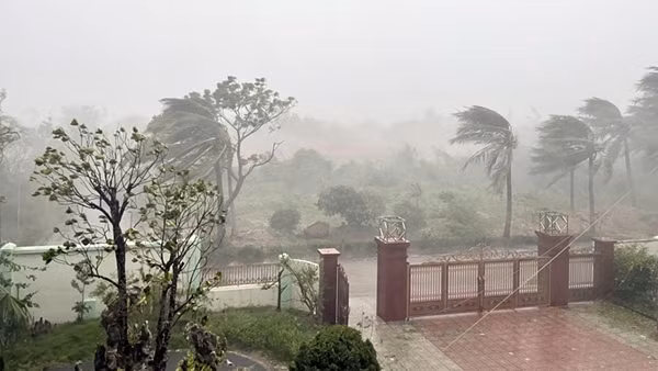 Bão số 3 áp sát bờ biển Quảng Ninh - Nam Định, Thủ tướng Chính phủ ra công điện khẩn