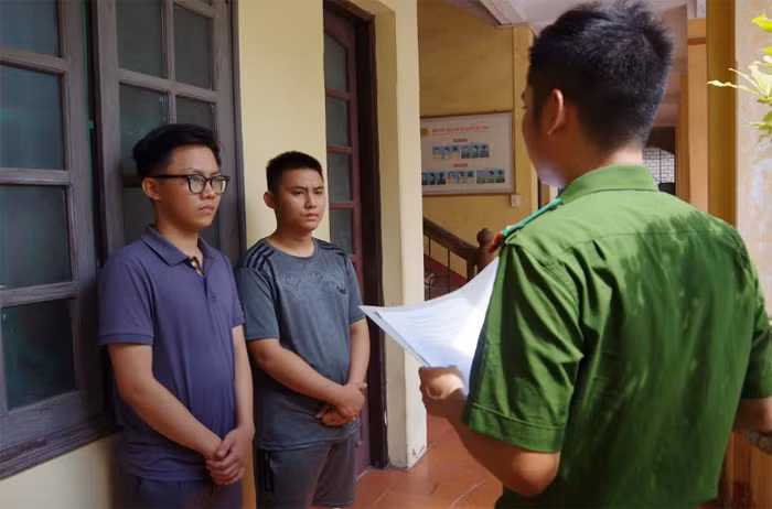 Khởi tố 2 đối tượng đăng thông tin quảng cáo để lừa đảo chiếm đoạt tài sản -0