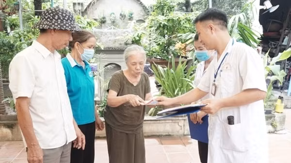 Sốt xuất huyết ở Hà Nội tiếp tục tăng mạnh