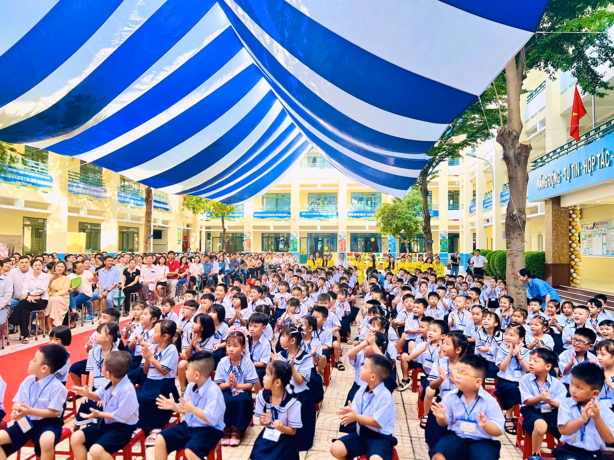 TP Hồ Chí Minh quy định các khoản thu trong năm học mới -0