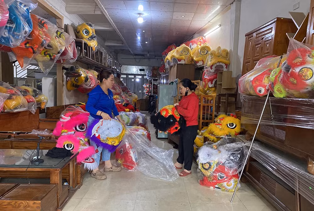 Nghề làm đầu lân xứ Cố Đô -0