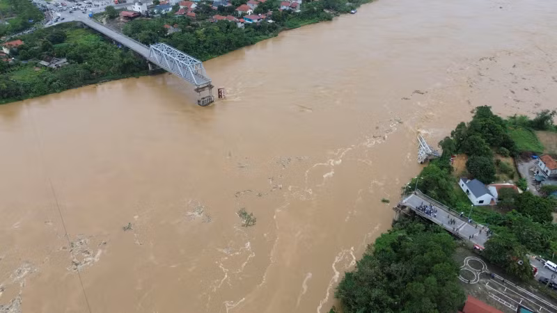 71 người chết và mất tích, 732 người bị thương do bão lũ -0