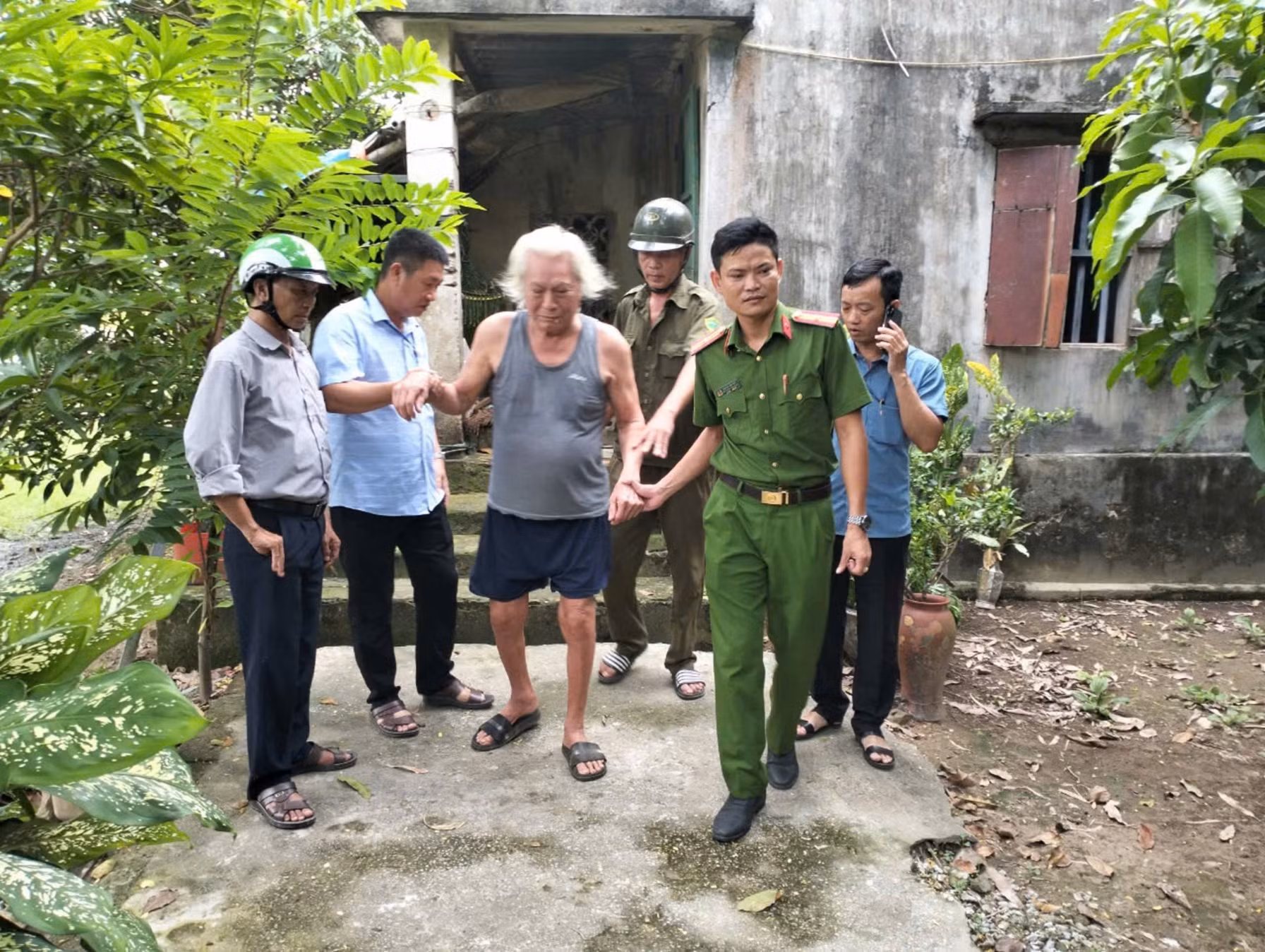 Tập trung cao độ vì sức khỏe, tính mạng và tài sản của người dân trước bão số 3 -0