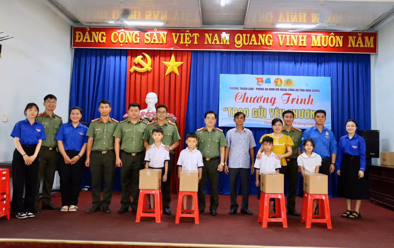 Tuổi trẻ Công an Bình Dương với nhiều hoạt động nhân kỷ niệm ngày Quốc khánh 2/9 -0