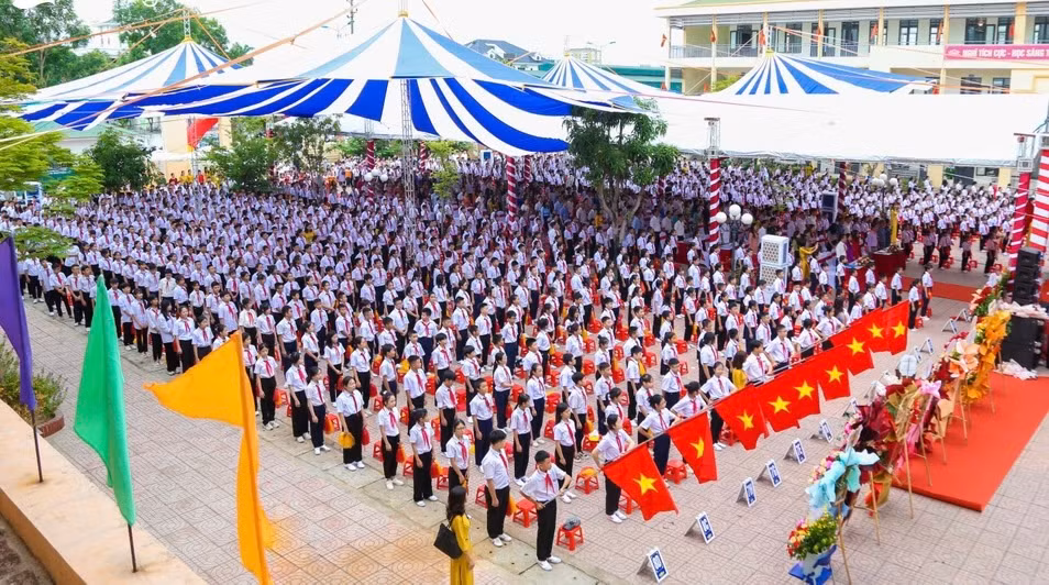 Không tổ chức khai giảng ở nơi có nguy cơ sạt lở, ngập úng -0