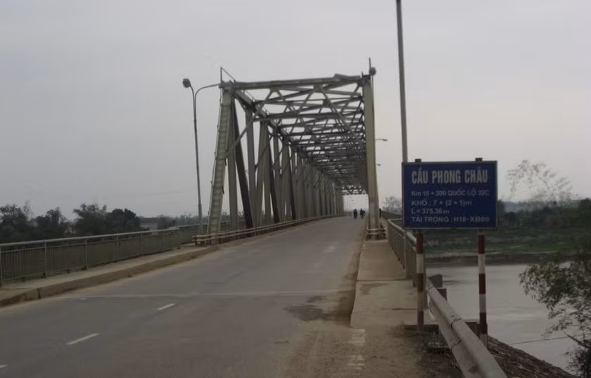 Sau 29 năm khai thác, cầu Phong Châu được tiến hành sửa chữa 3 lần như thế nào? -0