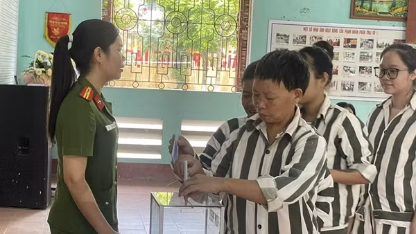 Ước mơ ngày trở về