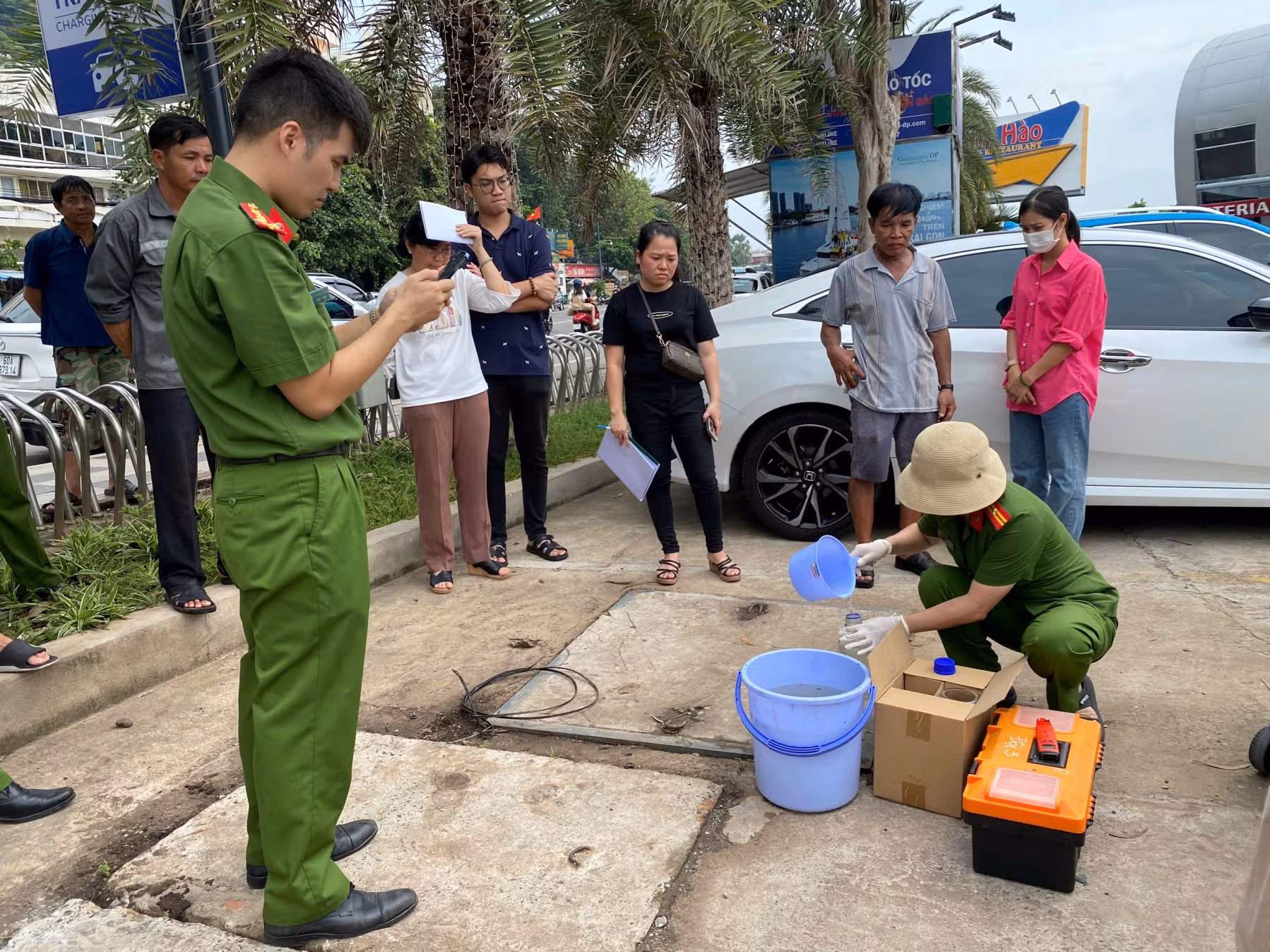 Kiểm tra môi trường, vệ sinh an toàn thực phẩm tại Xí nghiệp Cảng tàu khách Vũng Tàu -1