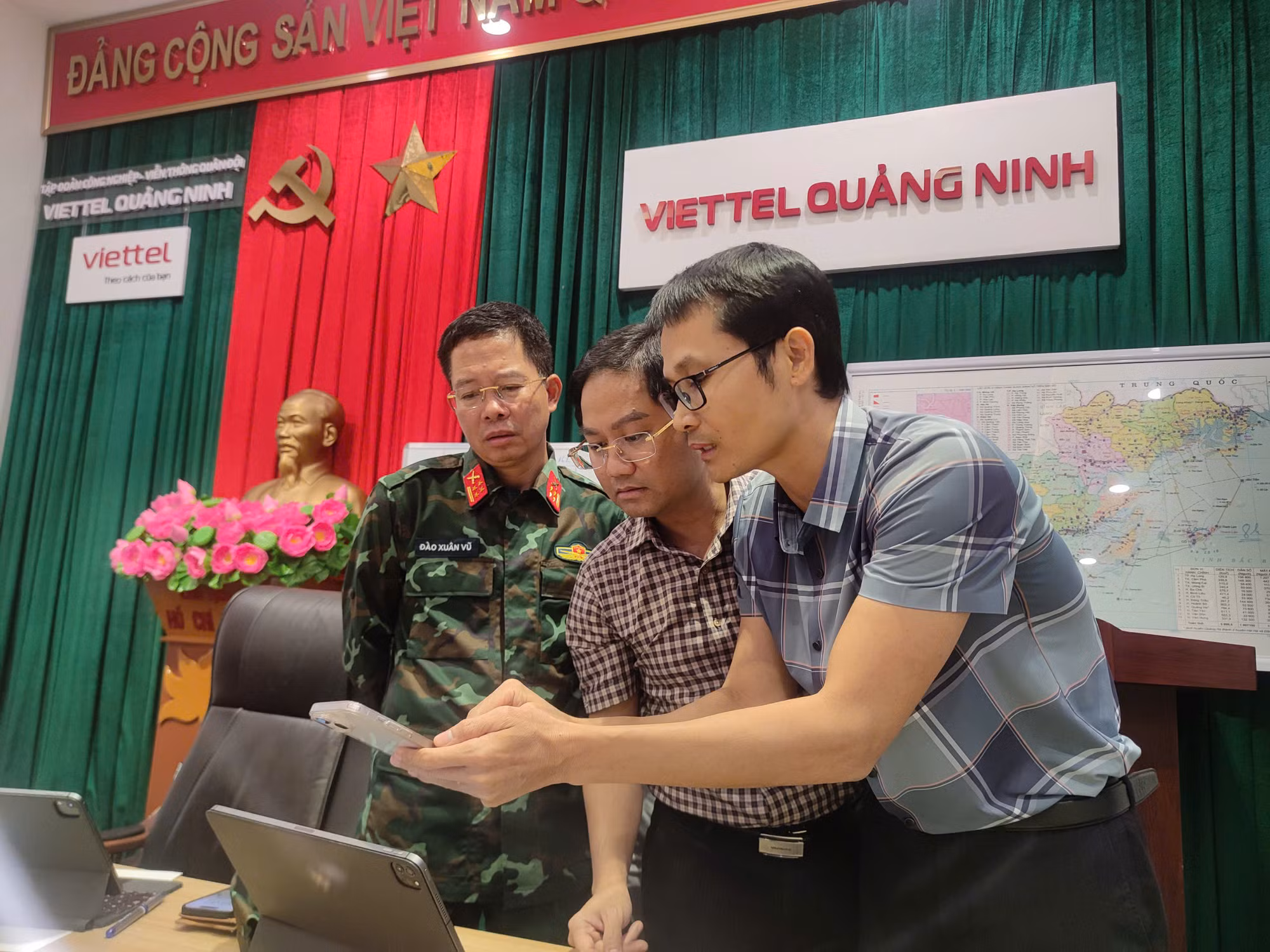 Viettel ứng dụng công nghệ, nâng cao hiệu quả khôi phục thông tin trong bão -2