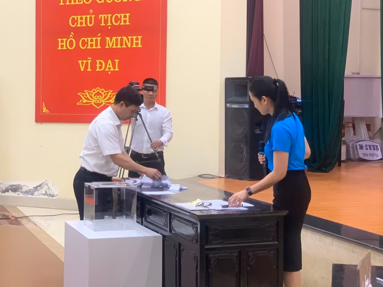 Đằng sau cuộc bốc thăm cho trẻ mầm non ở Hoàng Liệt: Nỗi buồn đầu năm học mới! -0
