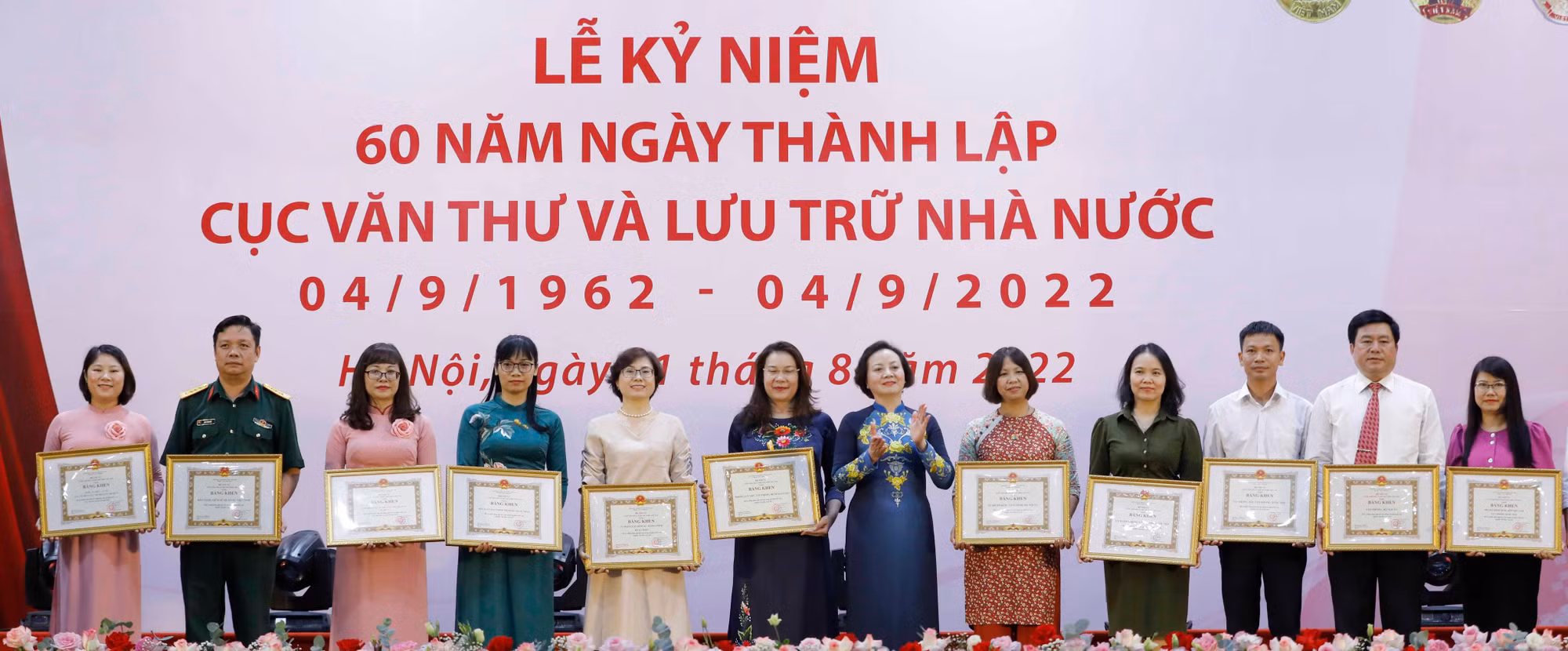 Phát huy giá trị tài liệu lưu trữ phục vụ công chúng, đáp ứng yêu cầu kiến thiết quốc gia -0