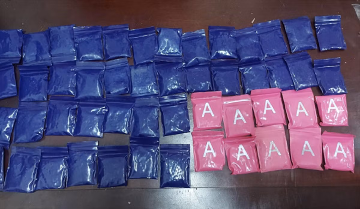 Bắt 4 đối tượng, thu giữ 4kg ma túy đá và hơn 10.000 viên ma tuý tổng hợp -0