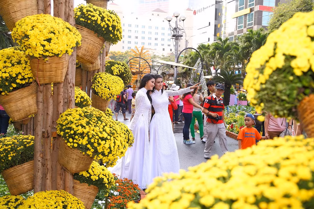 Vượt qua khó khăn, vươn lên mạnh mẽ(TET trang 30) -0