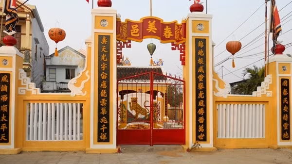 Du khách tấp nập tìm đến Hội An du xuân những ngày đầu năm mới ảnh 10