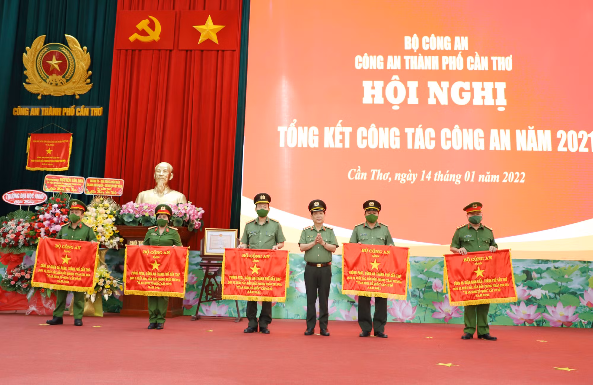 Chủ động nắm chắc tình hình, bảo vệ tuyệt đối an toàn các sự kiện của đất nước, địa phương -0