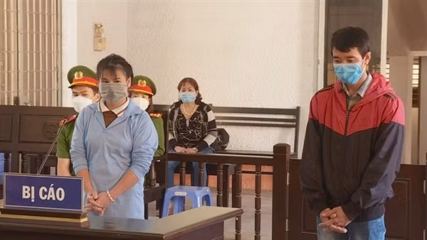 Sổ đỏ giả "qua mặt" cả công chứng bán với giá 50 triệu đồng ảnh 3