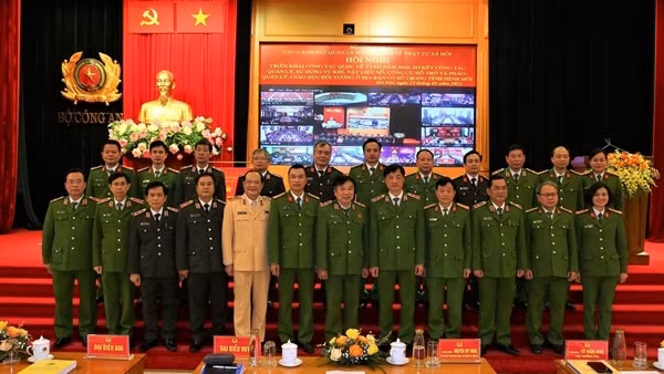 Kết hợp chặt chẽ giữa công tác quản lý hành chính với phòng ngừa, đấu tranh chống tội phạm