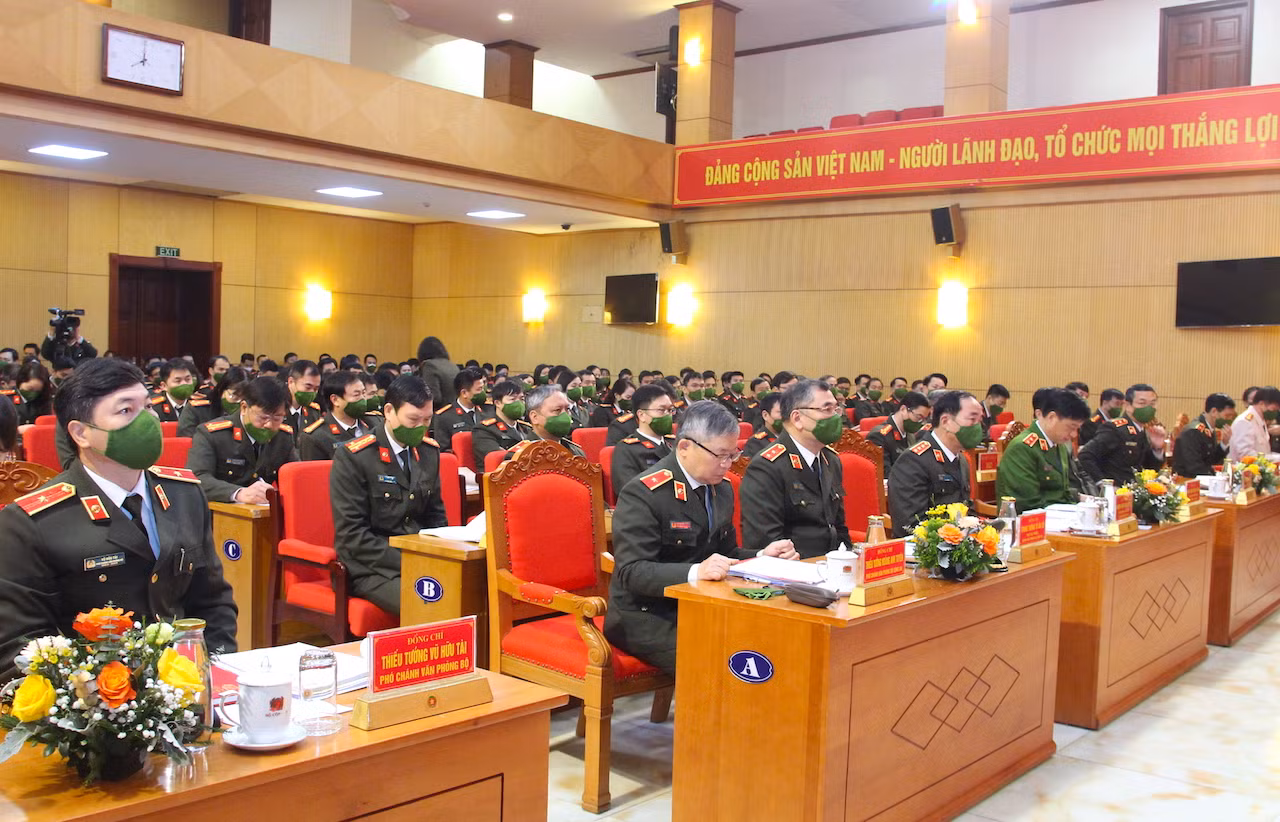 Đổi mới, nâng cao chất lượng công tác tham mưu kịp thời, đúng và trúng tình hình -0
